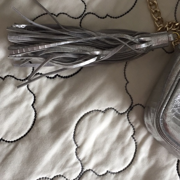 Victoria’s Secret cross body bag - Picture 3 of 7